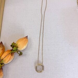 Avon Initial R‎ Gold Tone Necklace